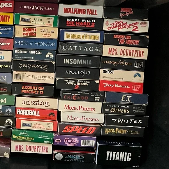 π« Donatedπ« Lot/8 MAKE βn OFFER Choose 8 VHS Movies 80βs 90βs 2000βs more - Picture 7 of 11